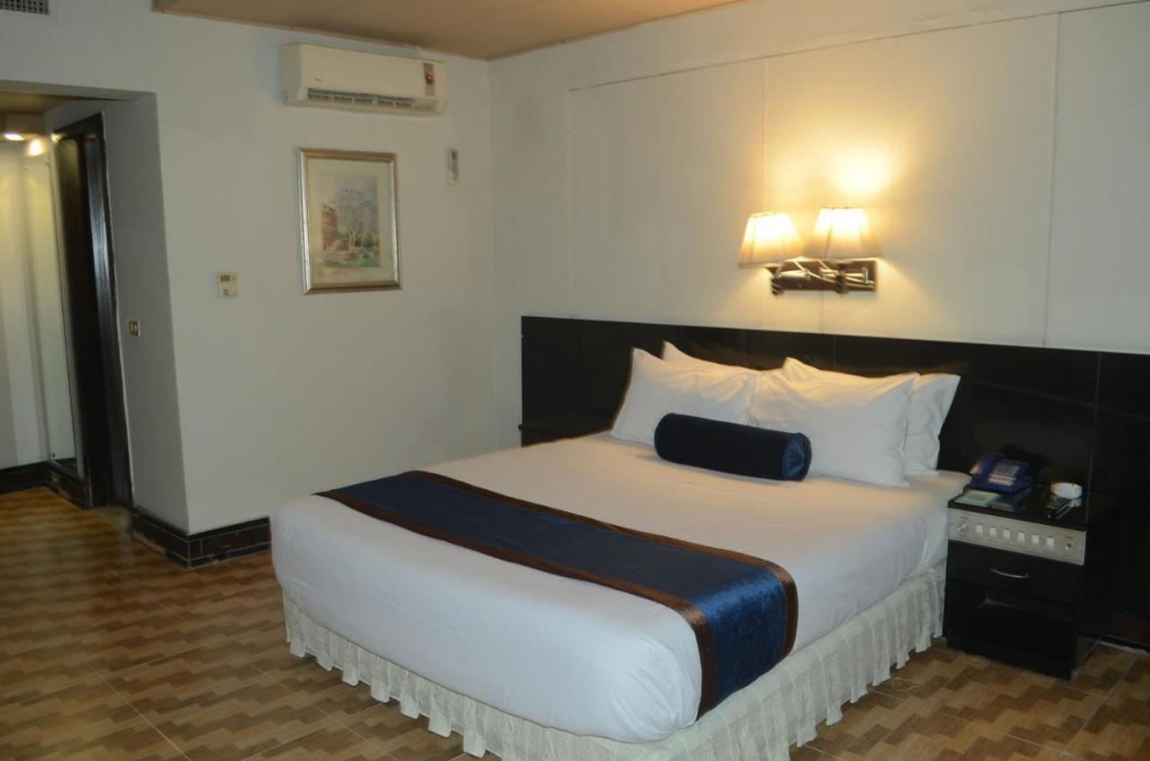 Mulberry Residence Luxury Rooms Islamabad Eksteriør bilde